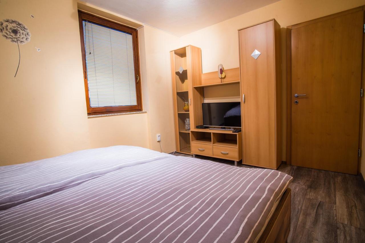 Apartment Veninsek Luče المظهر الخارجي الصورة